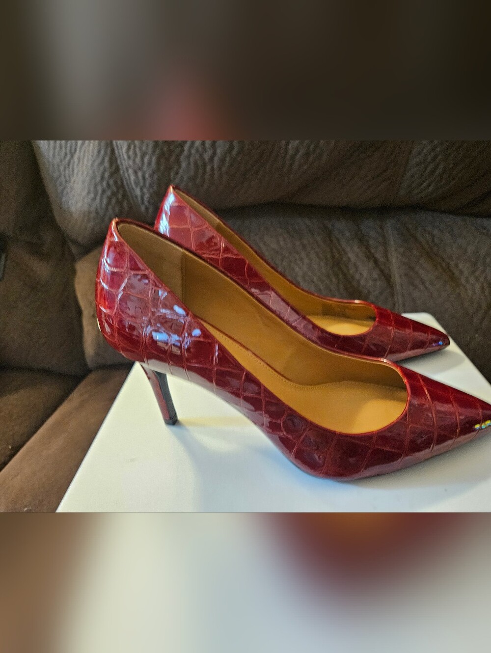 NIB Calvin Klein Gayle Patent Croc Print Cabernet Leather Pump Size 5.5M Red - Picture 3 of 7